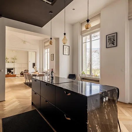 Particulier - Le 119 アパート