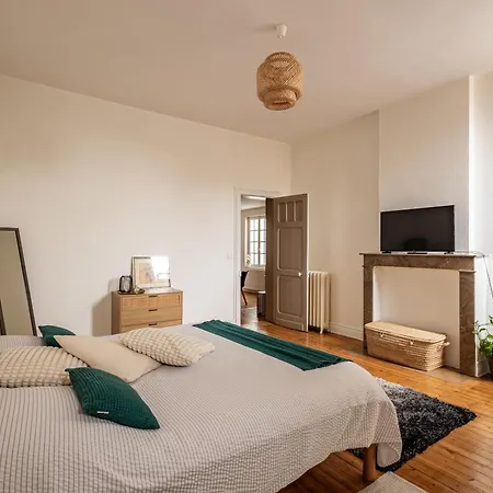 Particulier - Le 119 *